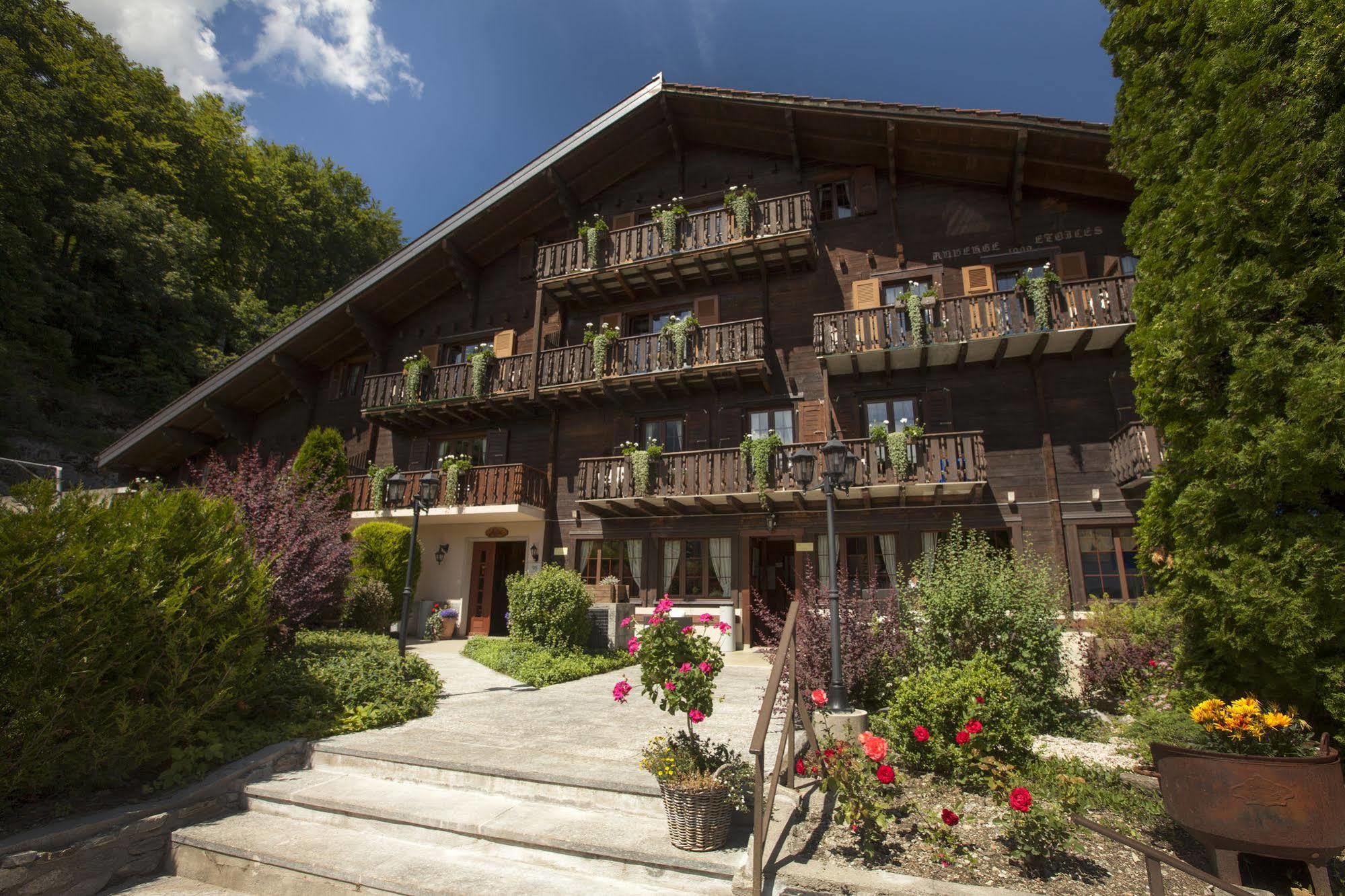 Hotel Aux Mille Etoiles Salvan Экстерьер фото